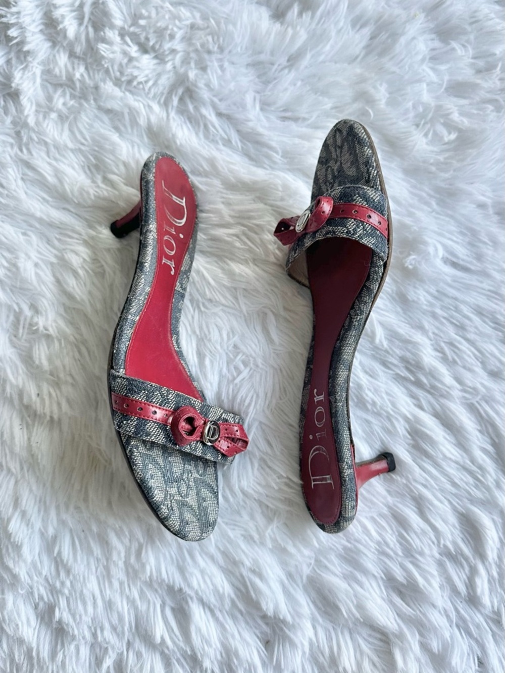 Vintage Dior red/navy bow monogram kitten sandals - Picture 3 of 7